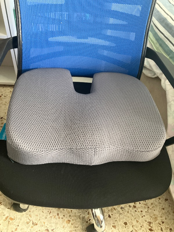 Viscofoam  Ortopedik Oturma Minderi Hemeroid Kuyruk Sokumu Coccyx Oturma Minderi Visco Minder Gri