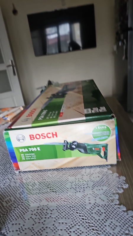 Bosch PSA 700 E Tilki Kuyruğu 710 Watt + 3 Bıçak