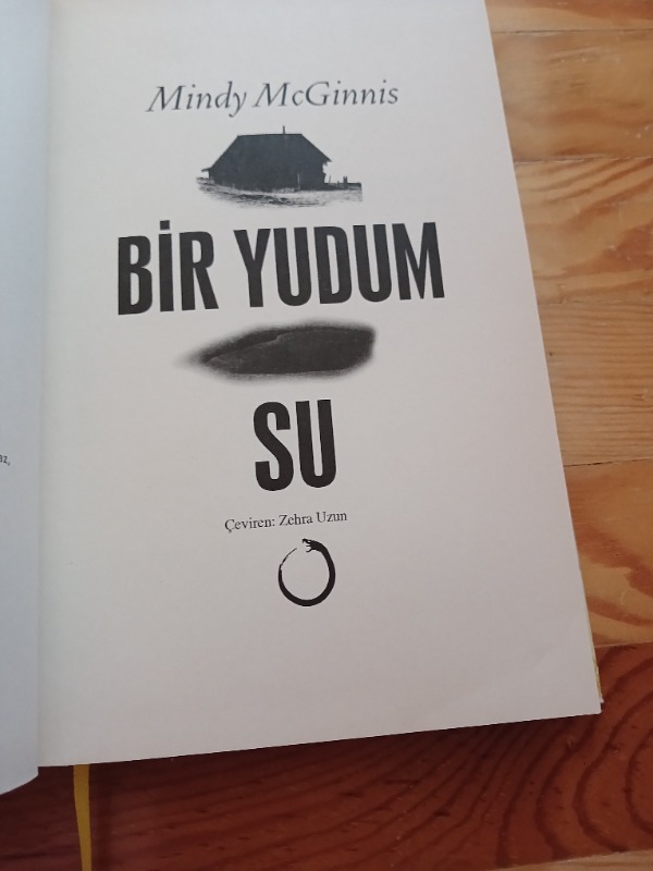 Bir Yudum Su - Mindy McGinnis