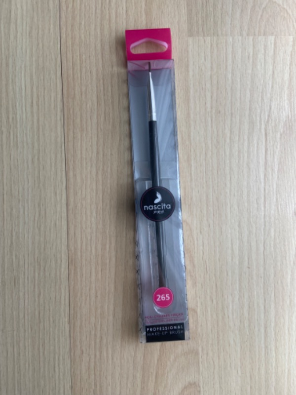 Nascita Pro Angled Eyeliner Brush - Açılı Eyeliner Fırçası