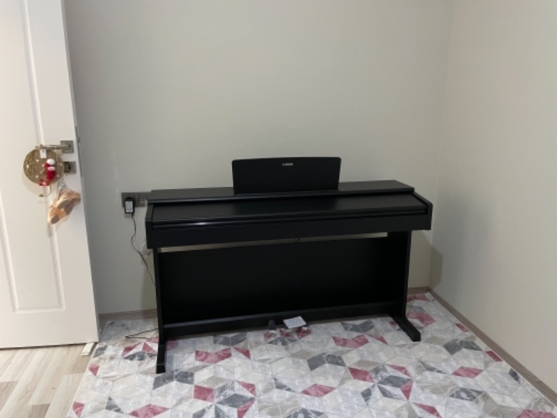 Yamaha YDP145B (Siyah) Dijital Piyano (Tabure ve Kulaklık Hediyeli)