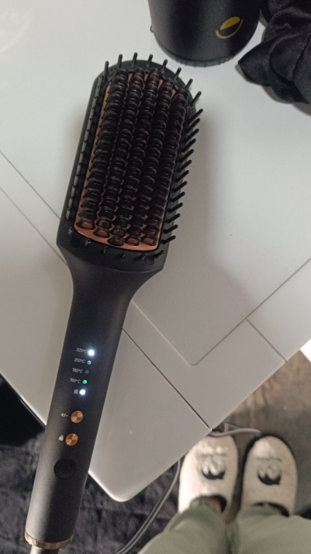 Arzum AR5068 Superstar Touch Saç Düzleştirici Fırça