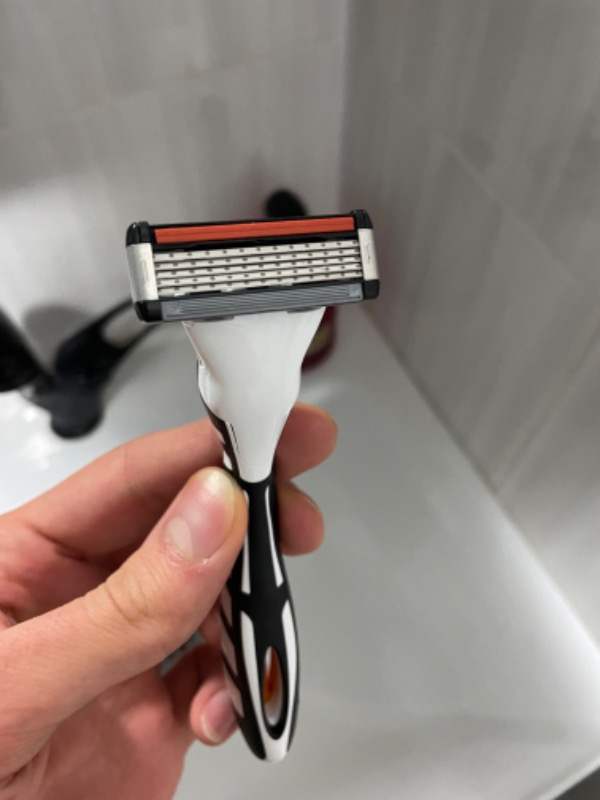Bic Flex 5 Hybrid Erkek Tıraş Bıçağı 1 Sap + 2 Başlık (5 Bıçak)