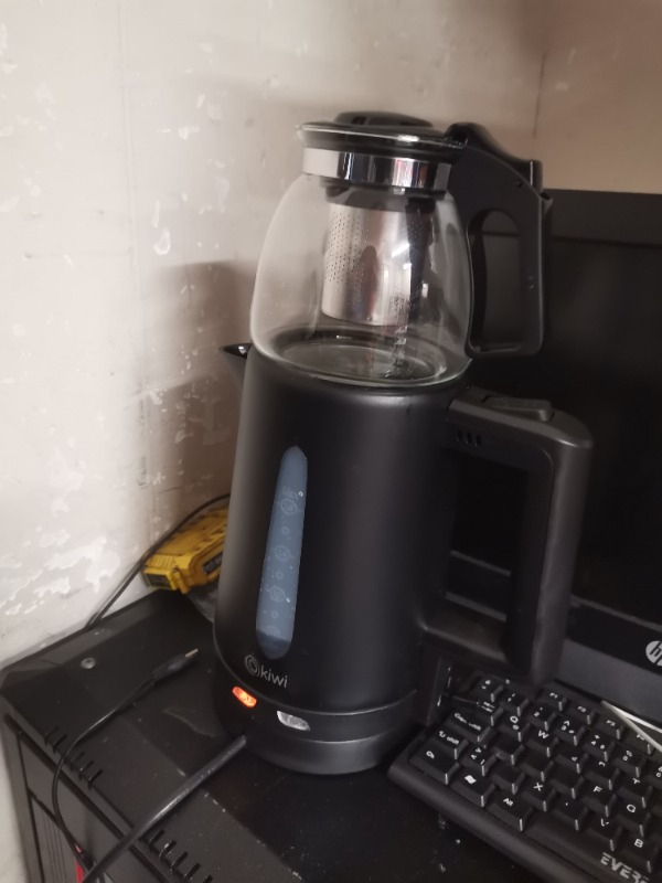 Kiwi KTM-2907 2200 W Cam Demlikli Çay Makinesi