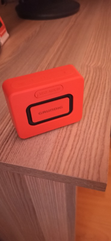 GRUNDIG  Solo + Red