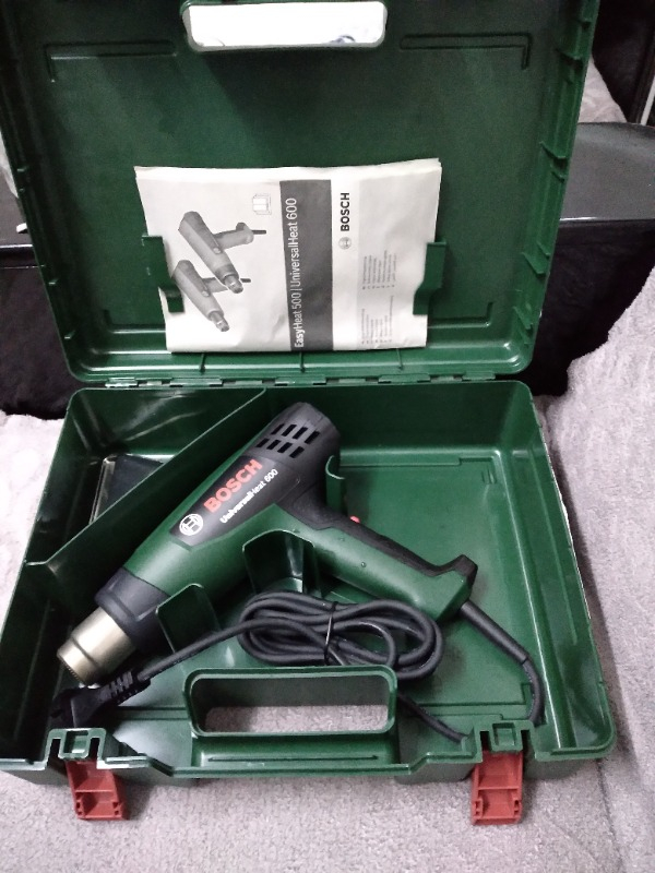 Bosch Universal Heat 600 Sıcak Hava Tabancası
