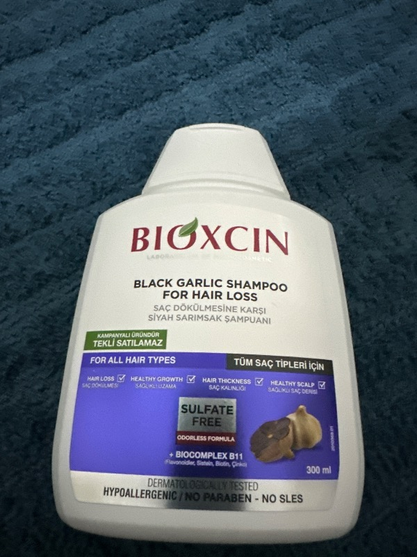 Bioxcin Siyah Sarımsak Şampuanı 3 al 2 öde (3x300ml)