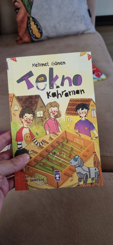 Tekno Kahraman  -  Mehmet Gönen