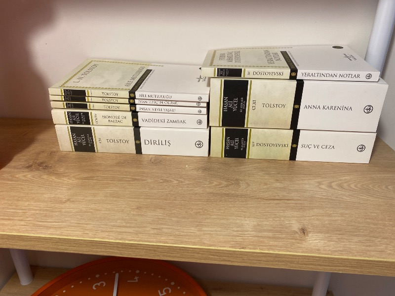 İş Bankası Kültür Yayınları Anna Karenina Lev Nikolayeviç Tolstoy Ciltsiz 1072 Sayfa Edebiyat Eseri