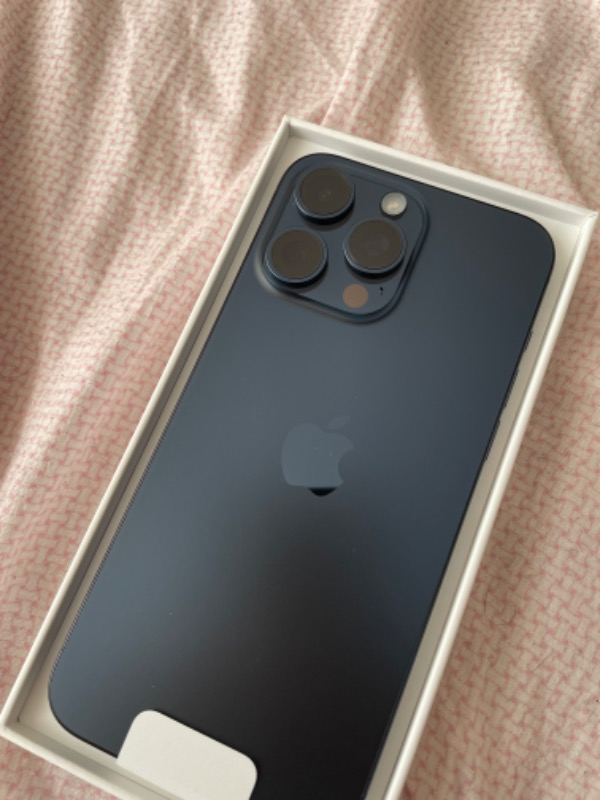 iPhone 15 Pro Max 512 GB