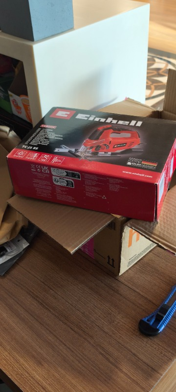 Einhell Dekupaj Testere TC-JS 85 (620 W, 20 mm kesme yüksekliği, ahşapta 85 mm, çelikte 8 mm kesim derinliği, maksimum 3000 d/d, toz üfleme fonksiyonu, paralel durdurucu) - 4321140