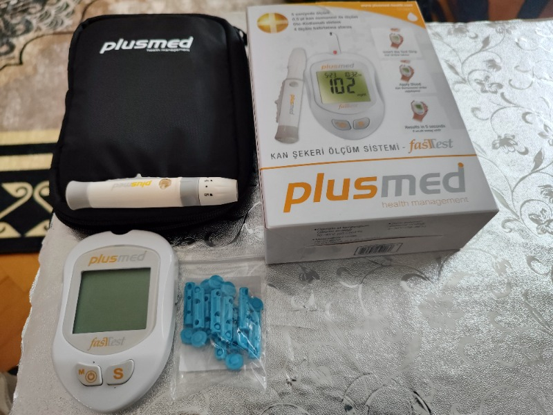 PLUSMED  PM-100 Fasttest Kan Şeker  Cihazı