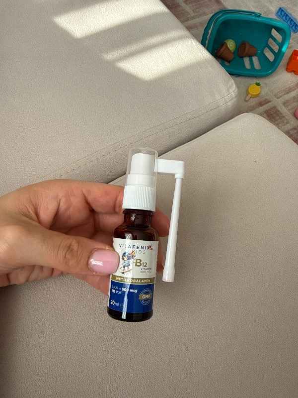 Vitafenix Kids B12 Sprey 20 ml 133 Puf