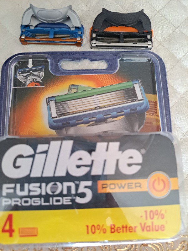 Gillette Fusion 5 Power 8'li Yedek Tıraş Bıçağı Karton Paket