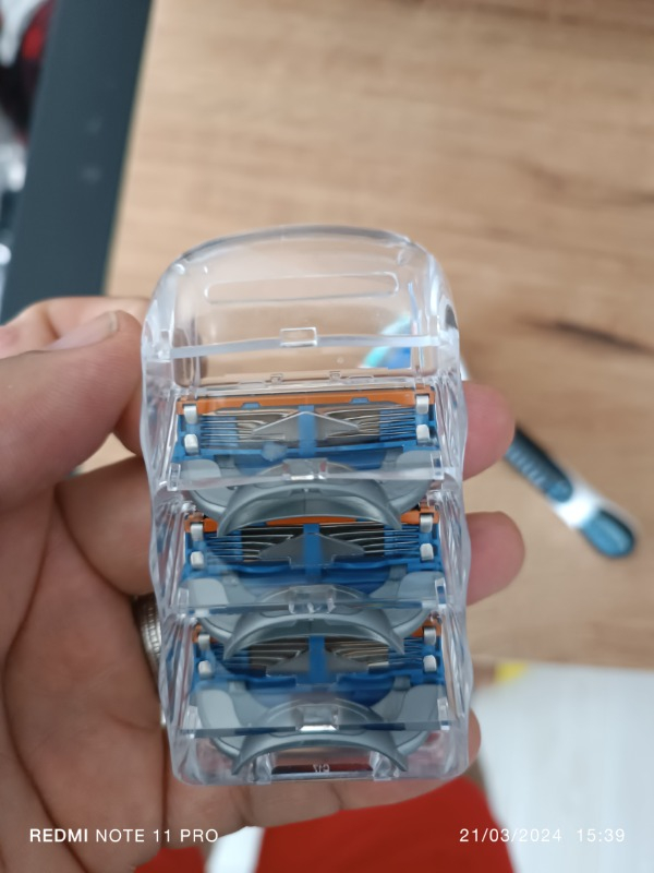 Gillette Fusion 5 Power 8'li Yedek Tıraş Bıçağı Karton Paket