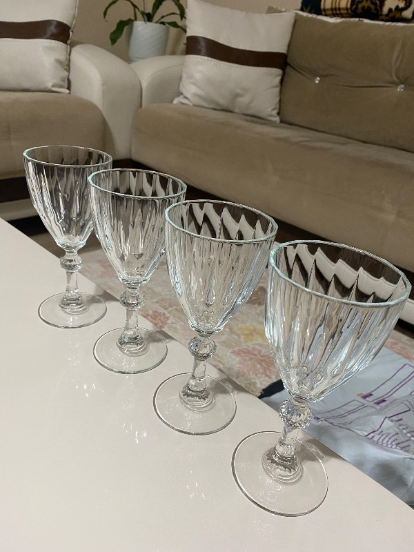 Madame Coco Voyage 4'lü Beyaz Şarap Kadehi Seti 245 ml