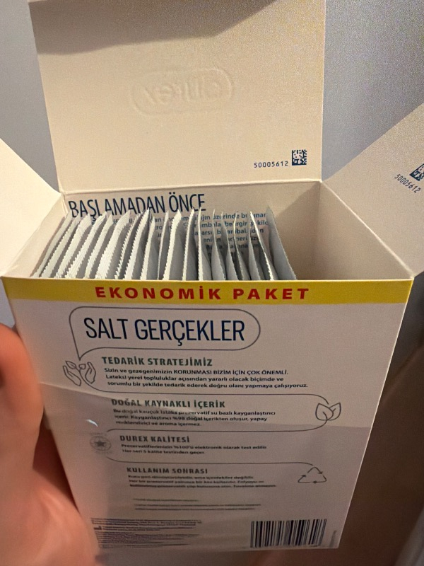Durex Naturals 40'lı İnce Prezervatif %98 Doğal İçerikli Kayganlaştırıcı