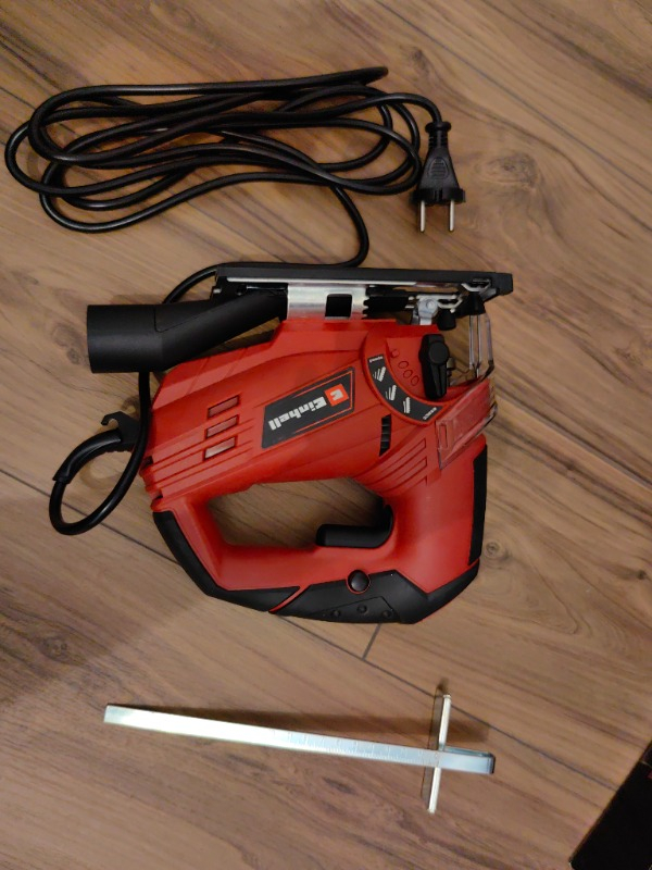 Einhell Dekupaj Testere TC-JS 85 (620 W, 20 mm kesme yüksekliği, ahşapta 85 mm, çelikte 8 mm kesim derinliği, maksimum 3000 d/d, toz üfleme fonksiyonu, paralel durdurucu) - 4321140