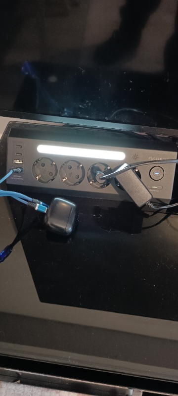 Fulltech Ftr-22 Gece Lambalı Akım Korumalı Çoklu Priz - Siyah