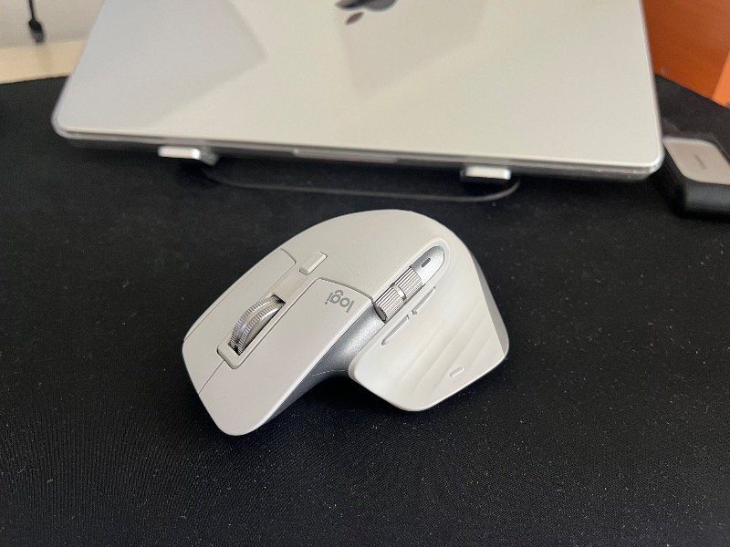 Logitech MX Master 3S Performans 8000 DPI Optik Sensörlü Sessiz Kablosuz Mouse - Beyaz