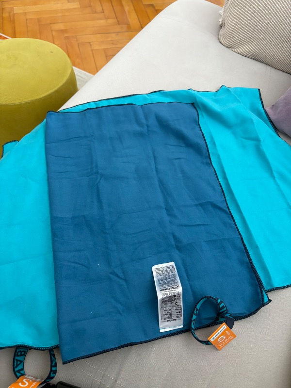 Decathlon Nabaiji Çift Taraflı Mikrofiber Havlu