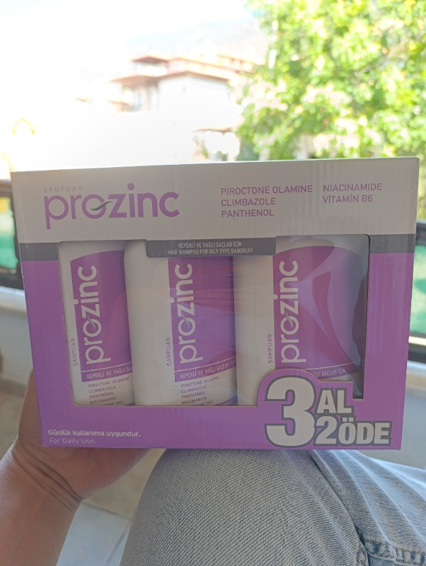 Prozinc Şampuanyağlı Saçlar Için 3X300 Ml.