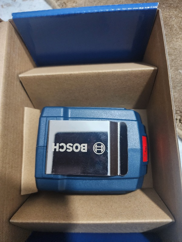 Bosch GAA 18V-48 18 Volt USB Şarj Adaptörü 71x98x42mm Boyut Özellikli Profesyonel Kullanım