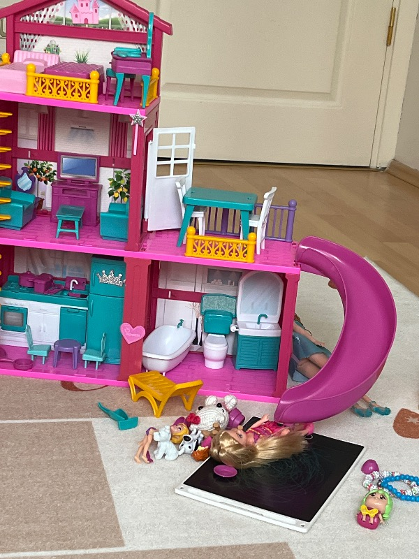Dede Lola'nın Tatil Evi