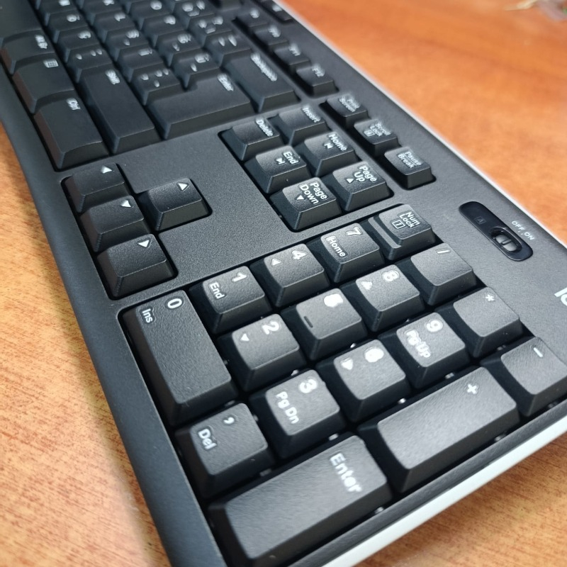 Logitech K270 Tam Boyutlu Kablosuz Türkçe Klavye - Siyah