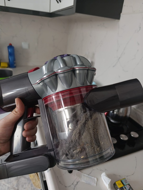 Dyson V8™ Advanced