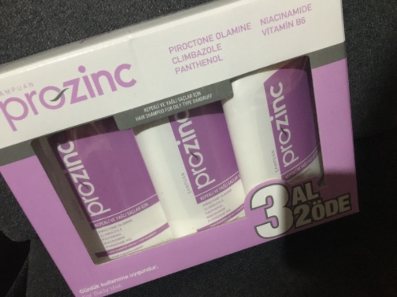 Prozinc Arındırıcı Şampuan Yağlı Ve Kepekli Saçlar Için Günlük Kullanım Şampuanı 3x300ml