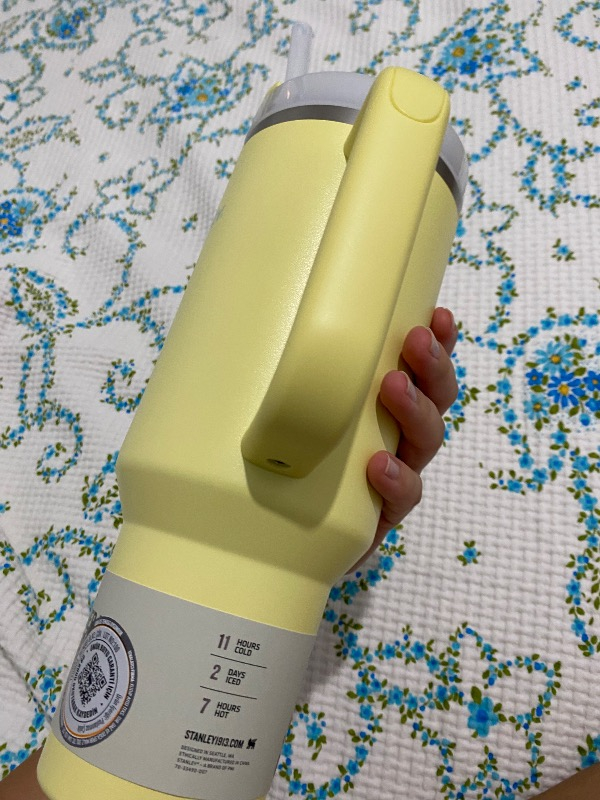 Stanley Quencher Pipetli Termos Bardak 1.18 Lt