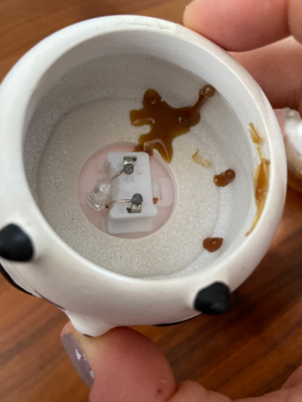 Orta Boy Müzikli ve Işıklı Panda Kar Küresi