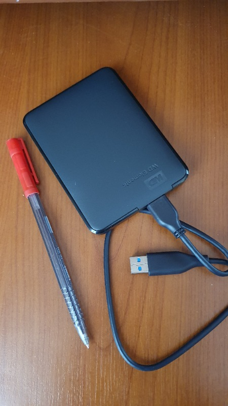 WD Elements 1TB 2.5' USB 3.0 Taşınabilir Disk (WDBUZG0010BBK-WESN)