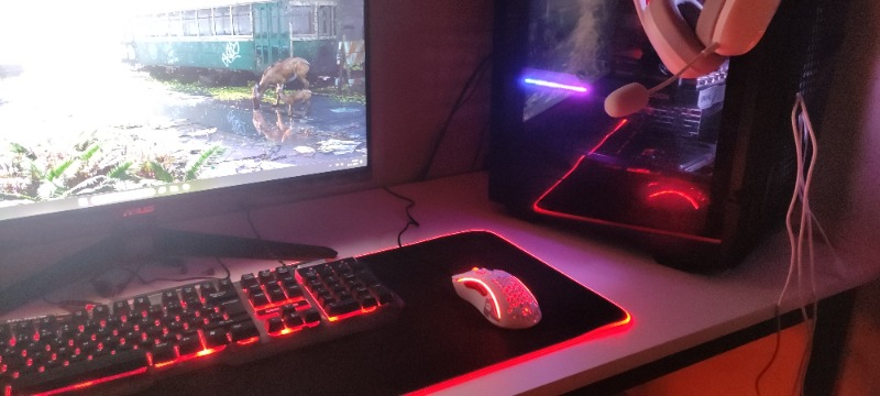 Glorious Model D Kablolu Mat Beyaz RGB Oyuncu Mouse 69Gr