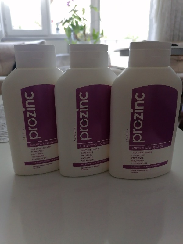 Prozinc Kepek Şampuanı Normal ve Yağlı Saçlar Için Günlük Saç Bakım Şampuanı 3x300 Ml