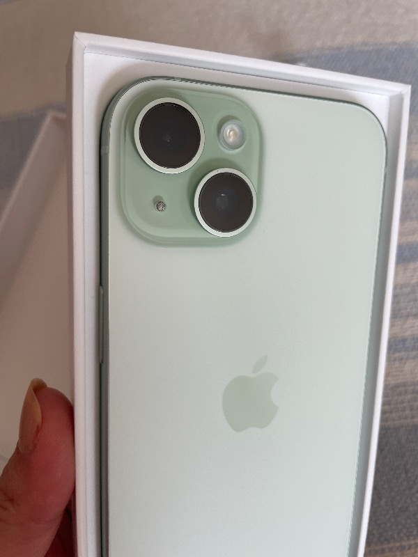 iPhone 15 128 GB