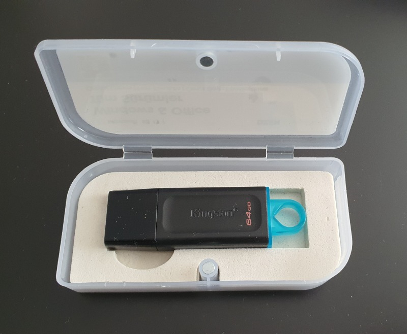 Windows 11 & Office 2024 Pro Plus USB Kurulum + Orijinal Hediyeli Lisans - 2025 Key ve Format Flash Bellek