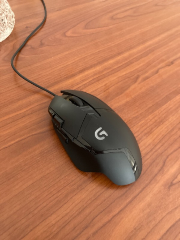 Logitech G402 Hyperion Fury 4.000 DPI Ultra Hızlı 500 IPS Oyuncu Mouse - Siyah