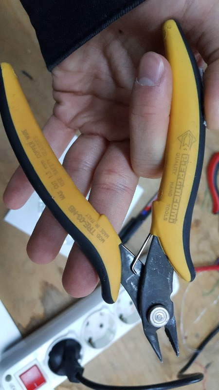 Piergiacomi Elektronikçi Yan Keski Tre-03-Nb