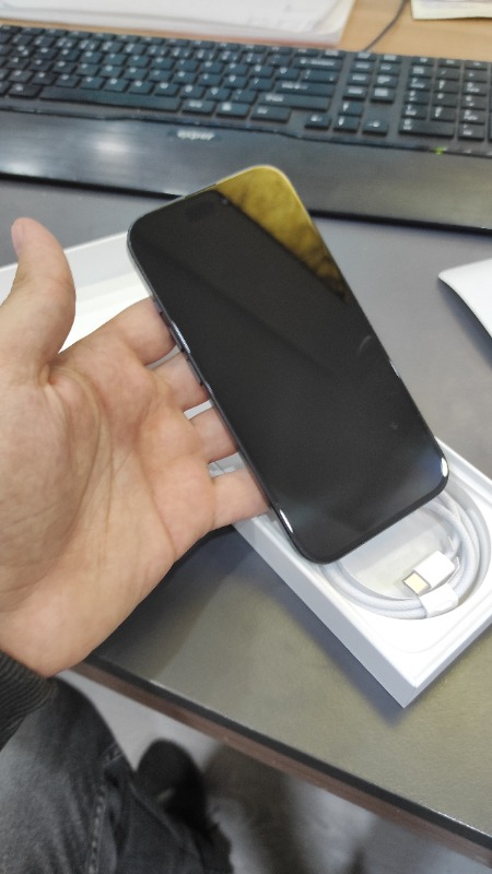 iPhone 15 256 GB