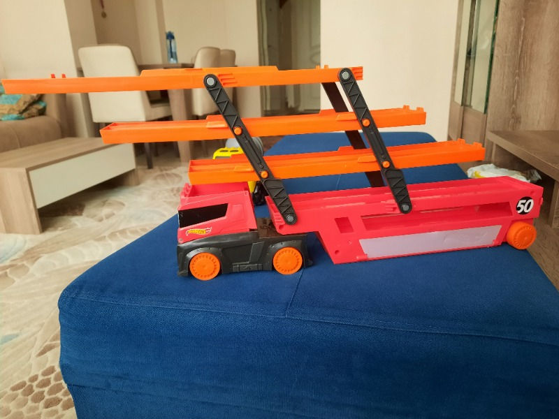 Hot Wheels Mega Mega Tır Turuncu, 50 Araç Kapasiteli, Rampalı Ghr48