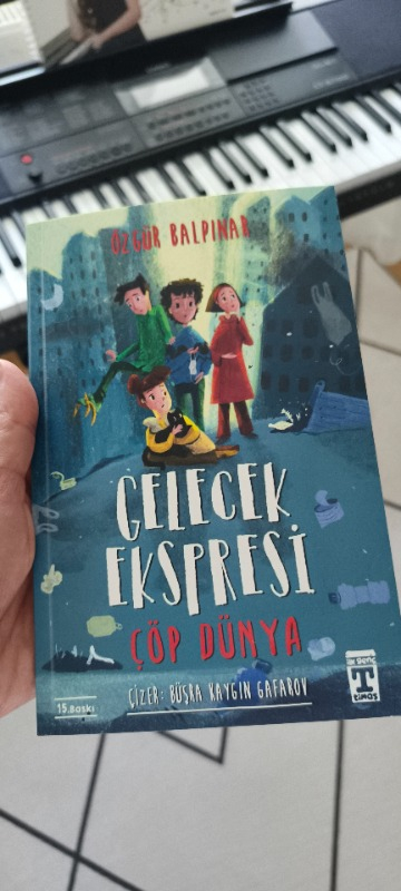 İlk Genç Timaş Gelecek Ekspresi - Çöp Dünya