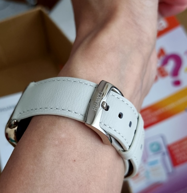 Huawei Watch Fit 2 - Ay Beyazı
