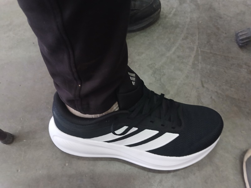 adidas RESPONSE RUNNER 2 Siyah Erkek Koşu Ayakkabısı