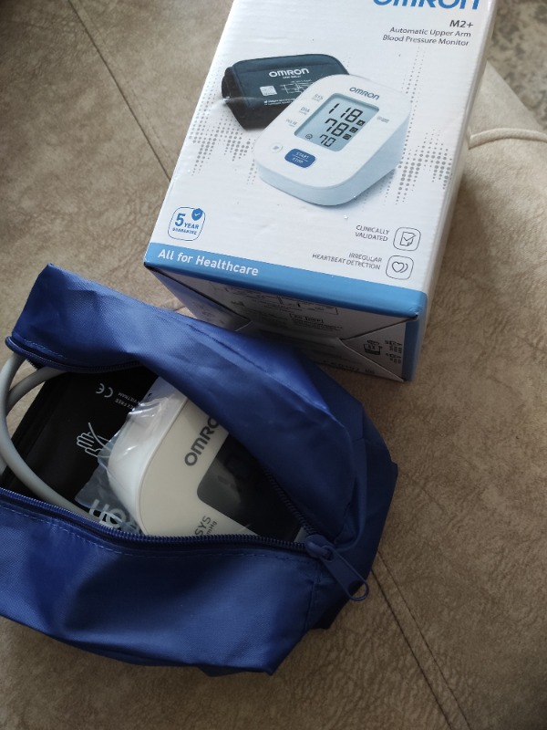 OMRON M2+ 30 Ölçüm Hafızalı Geniş Manşetli Üst Koldan Ölçer Dijital Tansiyon Aleti HEM-7146-E