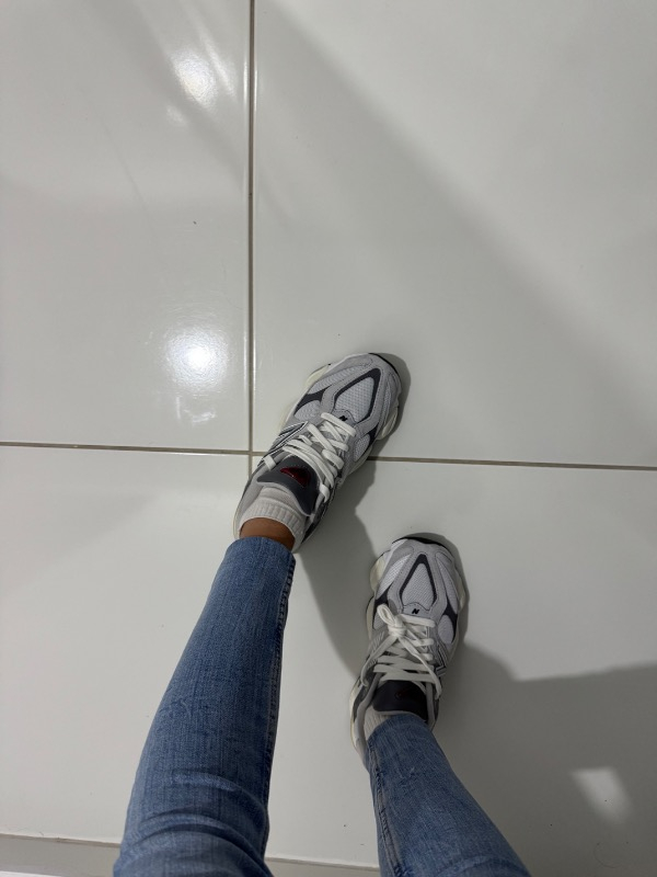 New Balance 9060 Unisex Lifestyle Sneaker U9060GRY