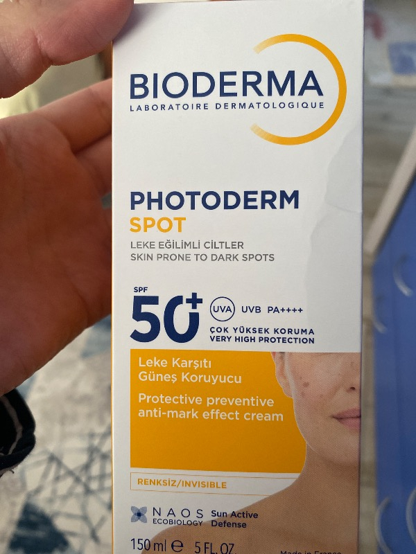 Bioderma Photoderm SPOT SPF50+ Yüksek Korumalı Yüz ve Vücut Güneş Kremi 150 ml