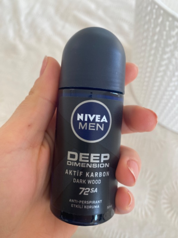 Nivea Men Deep Dimension Erkek Deodorant Roll-On 50 ml