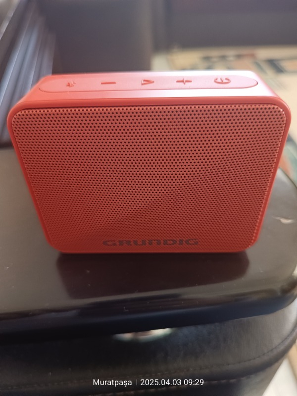Grundig Solo+ Bluetooth Hoparlör Kırmızı